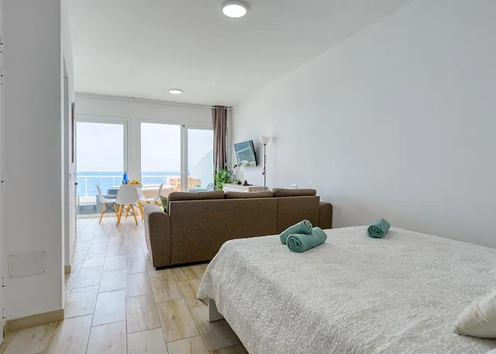 Homeforguest The Cliff House Gran Canaria With Sea Views Semesterbostad