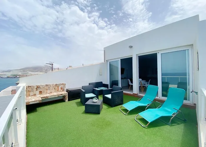 Semesterbostad Homeforguest The Cliff House Gran Canaria With Sea Views *