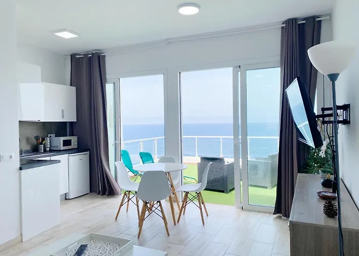 Homeforguest The Cliff House Gran Canaria With Sea Views Semesterbostad