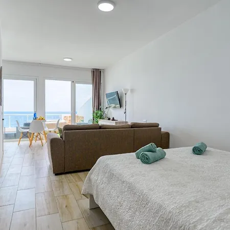 Homeforguest The Cliff House Gran Canaria With Sea Views Holiday home