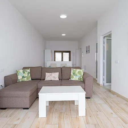 Holiday home Homeforguest The Cliff House Gran Canaria With Sea Views Sardina