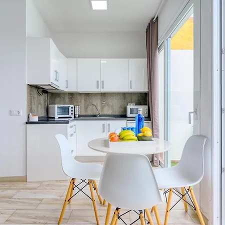 Homeforguest The Cliff House Gran Canaria With Sea Views *